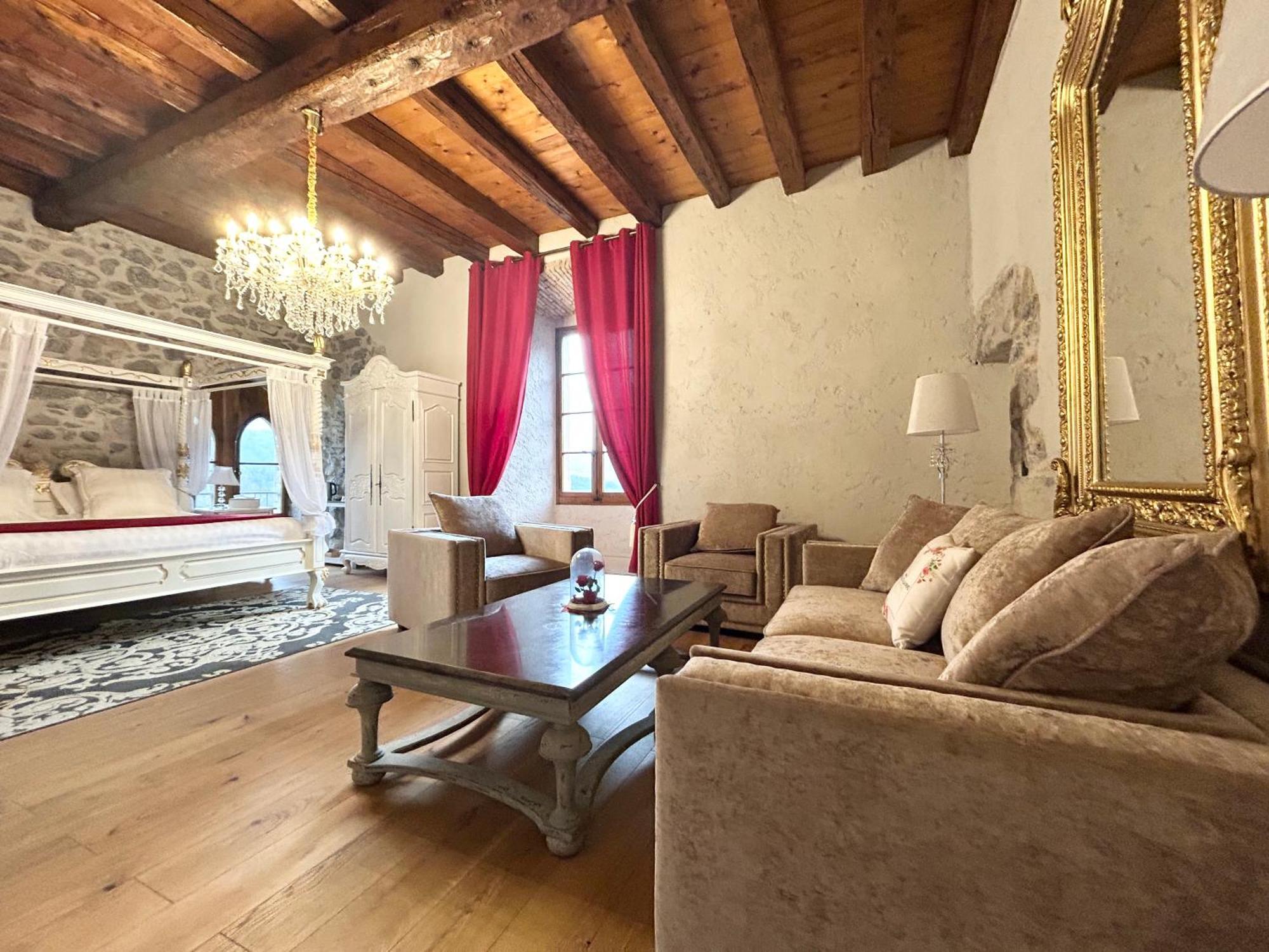 Chateau De La Rive - Suite Prestige - Chambre 2 Personnes Cruet Екстериор снимка